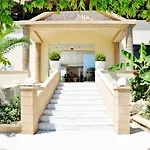 Hotel Olive Garden 4*