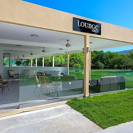 Olive Garden Szálloda 4*