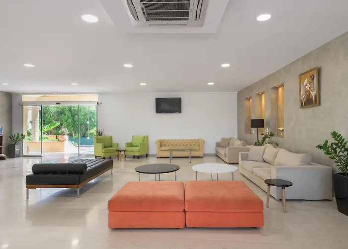 Olive Garden 4* Lárdosz